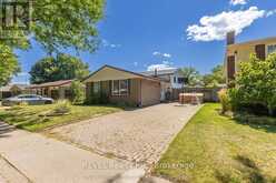 7116 HARRIMAN STREET | Niagara Falls Ontario | Slide Image Two