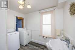 5542 HIGHLAND AVENUE | Niagara Falls Ontario | Slide Image Thirteen