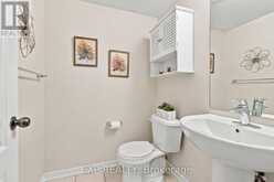 7720 SHADBUSH LANE | Niagara Falls Ontario | Slide Image Twelve