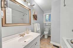 123 MEREDITH DRIVE | St. Catharines Ontario | Slide Image Seventeen