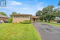 552 BUNTING ROAD | St. Catharines Ontario | Slide Image Two