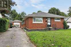 6534 RIALL STREET | Niagara Falls Ontario | Slide Image Two