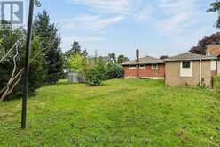 6534 RIALL STREET | Niagara Falls Ontario | Slide Image Three