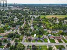 6534 RIALL STREET | Niagara Falls Ontario | Slide Image Nine