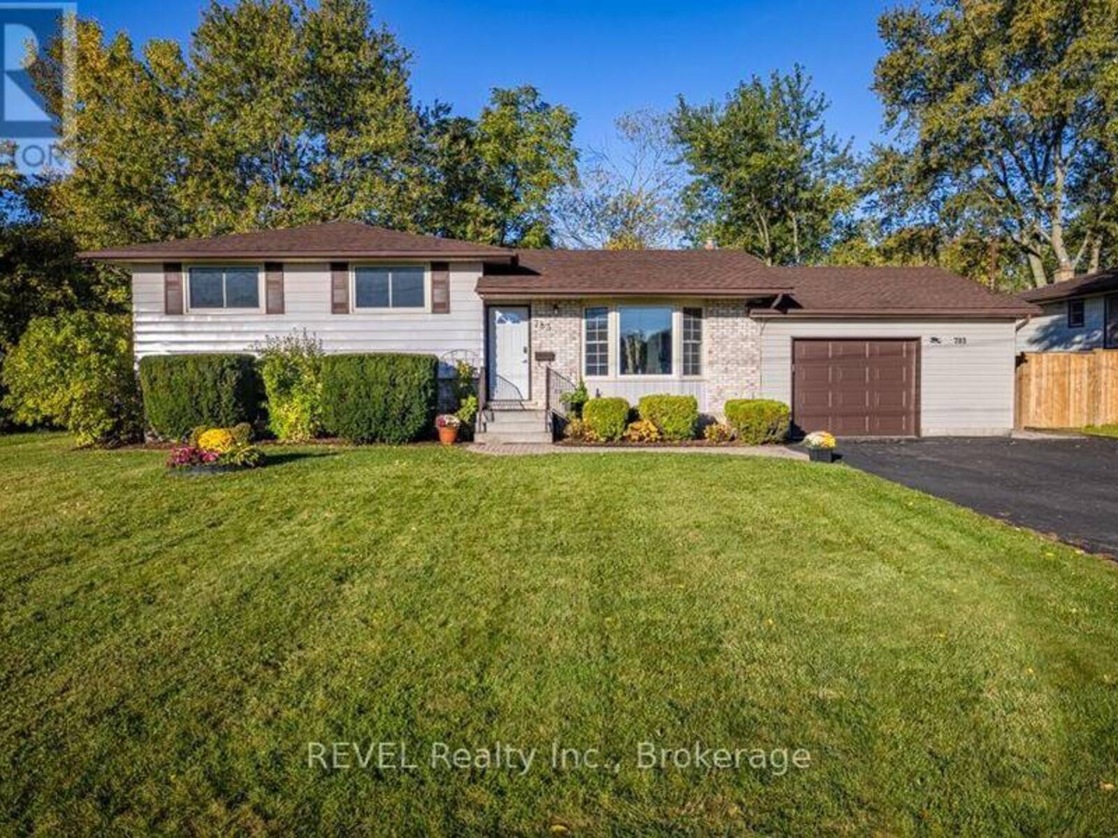 783 DAYTONA DRIVE, Fort Erie, Ontario L2A 5V3