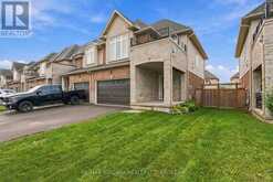 46 PINOT CRESCENT | Hamilton Ontario | Slide Image Two