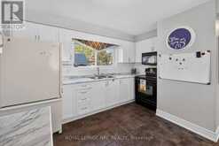 73 GREEN MAPLE DRIVE | St. Catharines Ontario | Slide Image Eight