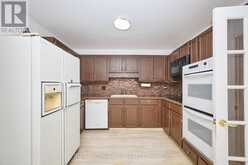 4040 LAKESHORE ROAD | Lincoln Ontario | Slide Image Nineteen