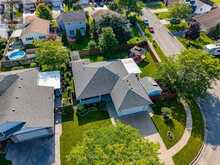 15 FOXHILL CRESCENT | St. Catharines Ontario | Slide Image Thirty