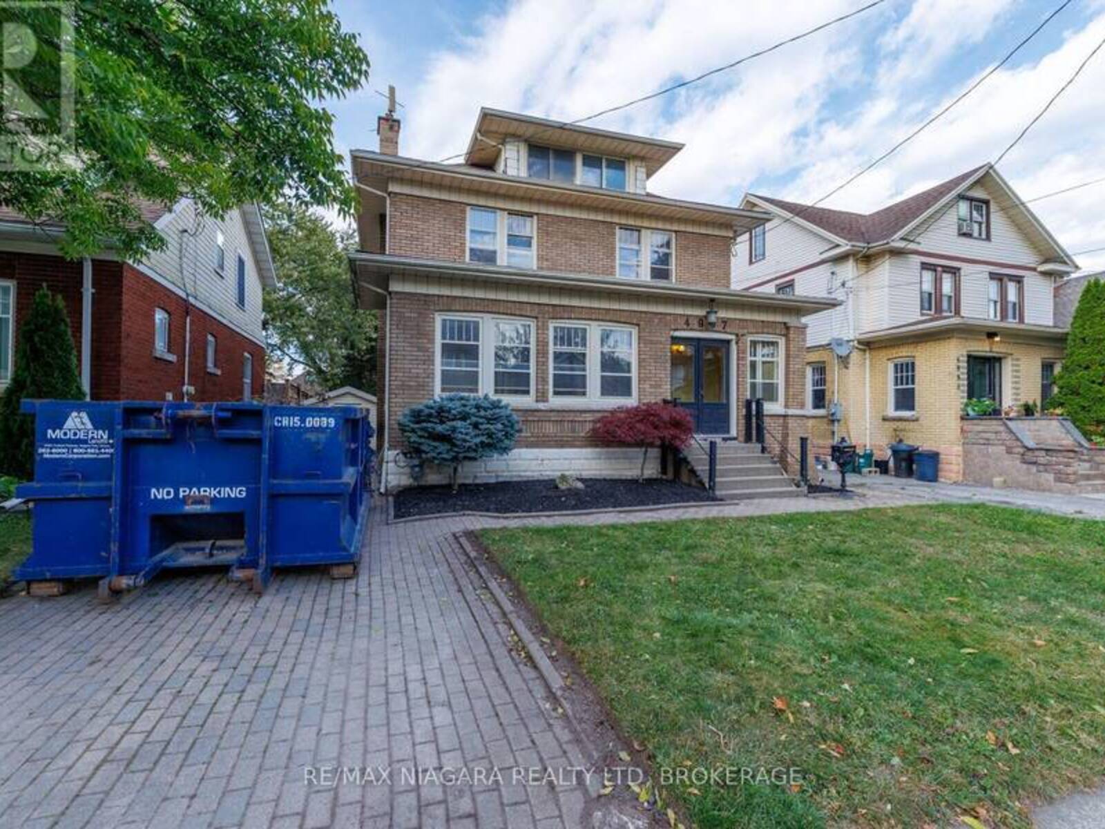 4997 ARMOURY STREET, Niagara Falls, Ontario L2E 1T3