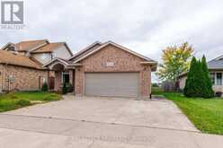 7109 PARKSIDE ROAD | Niagara Falls Ontario | Slide Image Two