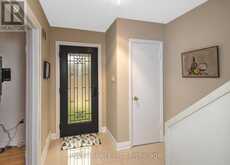 113 ST. PAUL CRESCENT | St. Catharines Ontario | Slide Image Ten