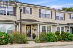 26 CHICORY CRESCENT | St. Catharines Ontario | Slide Image Five