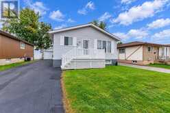 27 CHANTAL COURT | Welland Ontario | Slide Image Two