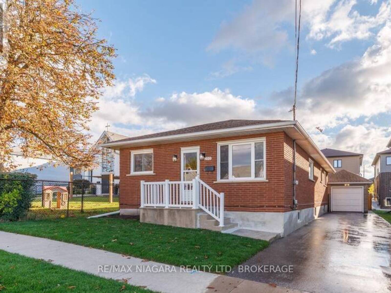 210 TAYLOR STREET, Thorold, Ontario L2V 1C3