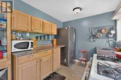 785 HILLSDALE AVENUE | Burlington Ontario | Slide Image Four
