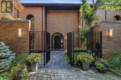 290 RIVERVIEW BOULEVARD | St. Catharines Ontario | Slide Image Two