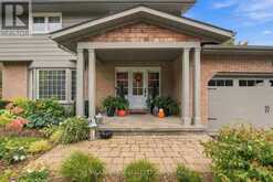 7 COLONEL BUTLER CRESCENT | Niagara-on-the-Lake Ontario | Slide Image Eight