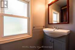 7044 LEEMING STREET | Niagara Falls Ontario | Slide Image Twenty-seven