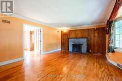 7044 LEEMING STREET | Niagara Falls Ontario | Slide Image Nine