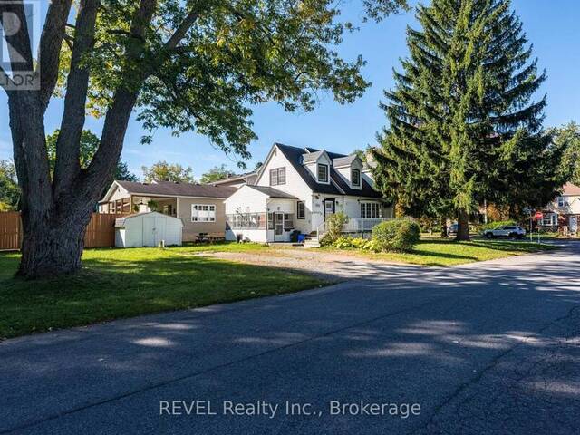 7044 LEEMING STREET Niagara Falls Ontario, L2G 1L3 - 4 Bedrooms Home For Sale