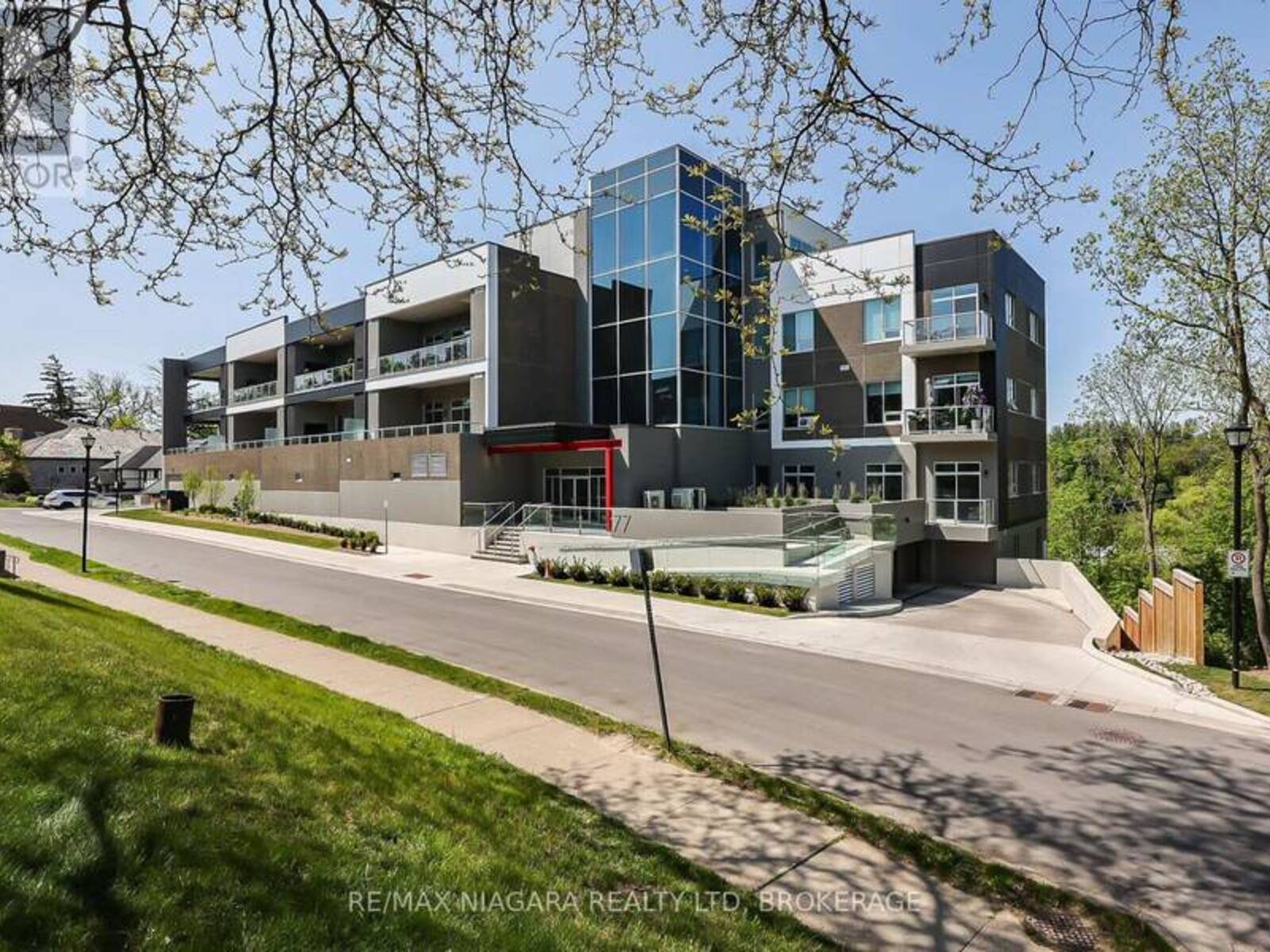 505 - 77 YATES STREET, St. Catharines, Ontario L2R 5R7