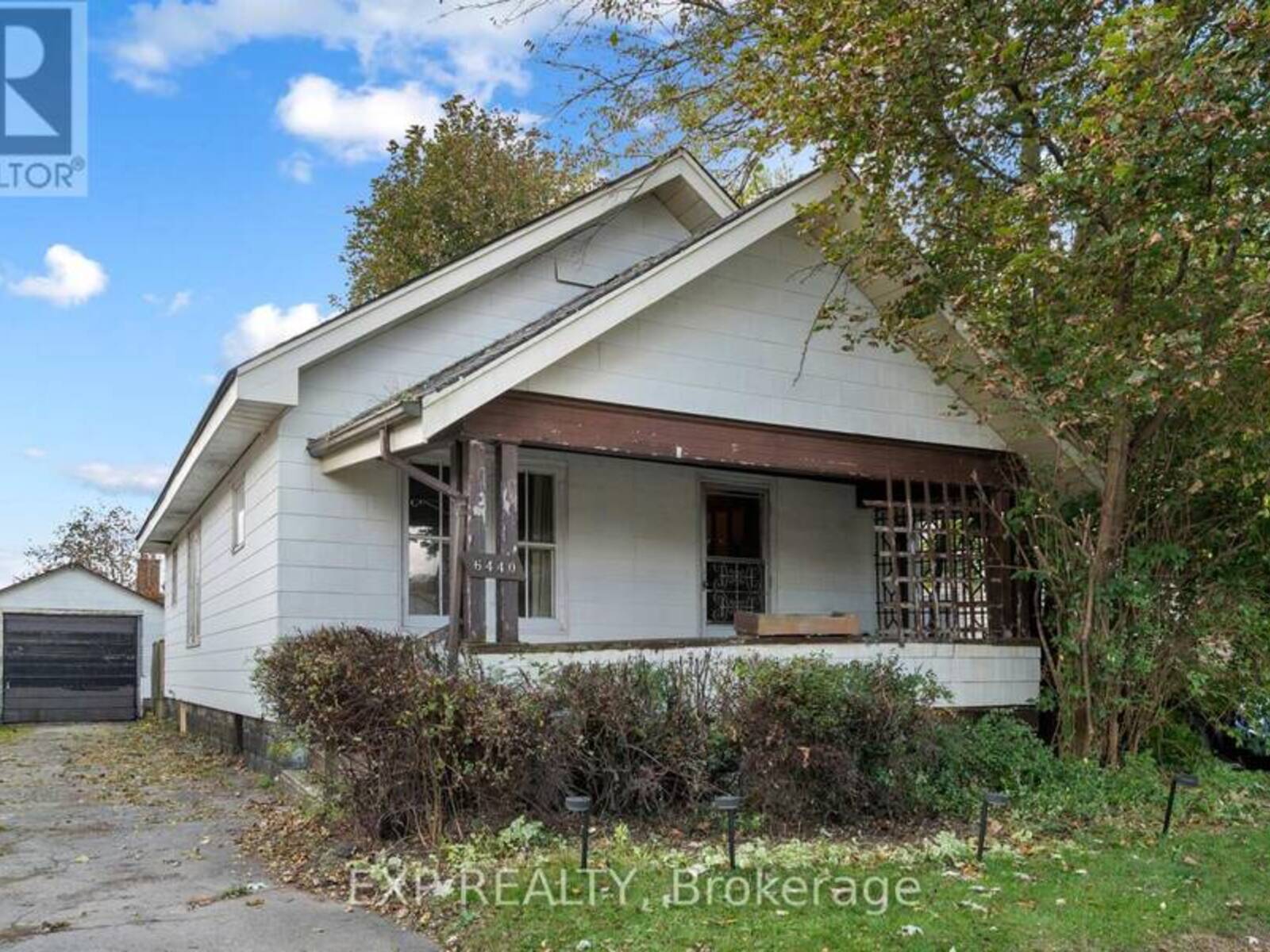 6440 KER STREET, Niagara Falls, Ontario L2G 1X8