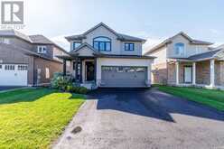 6 BERGENSTEIN CRESCENT | Fonthill Ontario | Slide Image Two