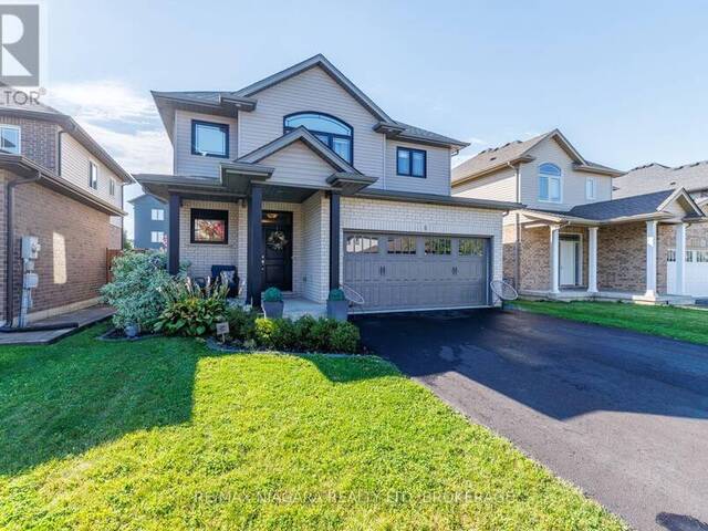 6 BERGENSTEIN CRESCENT Fonthill Ontario, L3E 0A3 - 3 Bedrooms Home For Sale