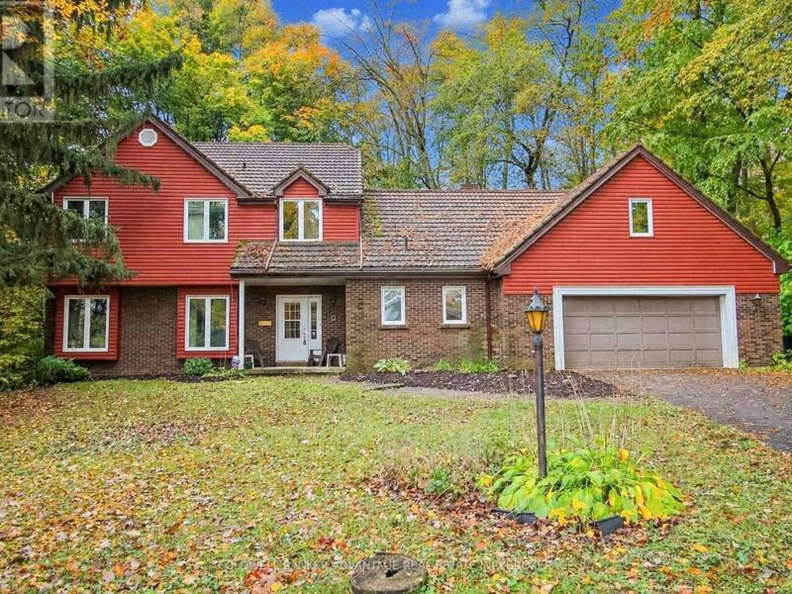 62 STELLA STREET, Fonthill, Ontario L3E 0T8