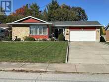 6725 RANDY DRIVE | Niagara Falls Ontario | Slide Image One