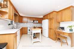 105 WELLANDVALE DRIVE | Welland Ontario | Slide Image Thirteen