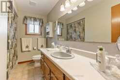 24 HUNTINGTON CIRCLE | Welland Ontario | Slide Image Nineteen