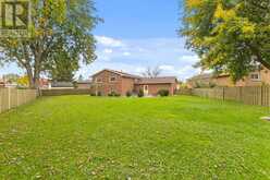 24 HUNTINGTON CIRCLE | Welland Ontario | Slide Image Eight