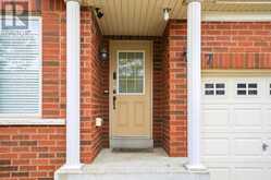 7 KEITH CRESCENT | St. Catharines Ontario | Slide Image Five