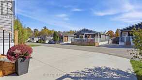ASH 31 - 4449 MILBUROUGH LINE | Burlington Ontario | Slide Image Twenty-seven
