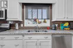 8230 LEXINGTON COURT | Niagara Falls Ontario | Slide Image Sixteen