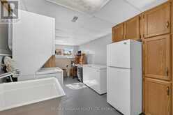 8230 LEXINGTON COURT | Niagara Falls Ontario | Slide Image Thirty-two