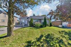 1329 NIAGARA STONE ROAD | Niagara-on-the-Lake Ontario | Slide Image Two