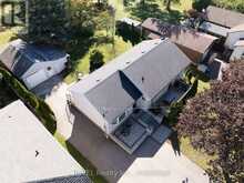 1329 NIAGARA STONE ROAD | Niagara-on-the-Lake Ontario | Slide Image Five