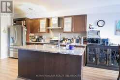 8532 NIGHTSHADE STREET | Niagara Falls Ontario | Slide Image Six