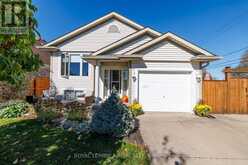 1 BAHAMA BAY | St. Catharines Ontario | Slide Image Five