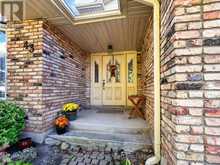 43 FARMINGTON DRIVE | St. Catharines Ontario | Slide Image Three