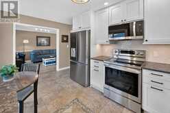 74 STERLING STREET | St. Catharines Ontario | Slide Image Fifteen