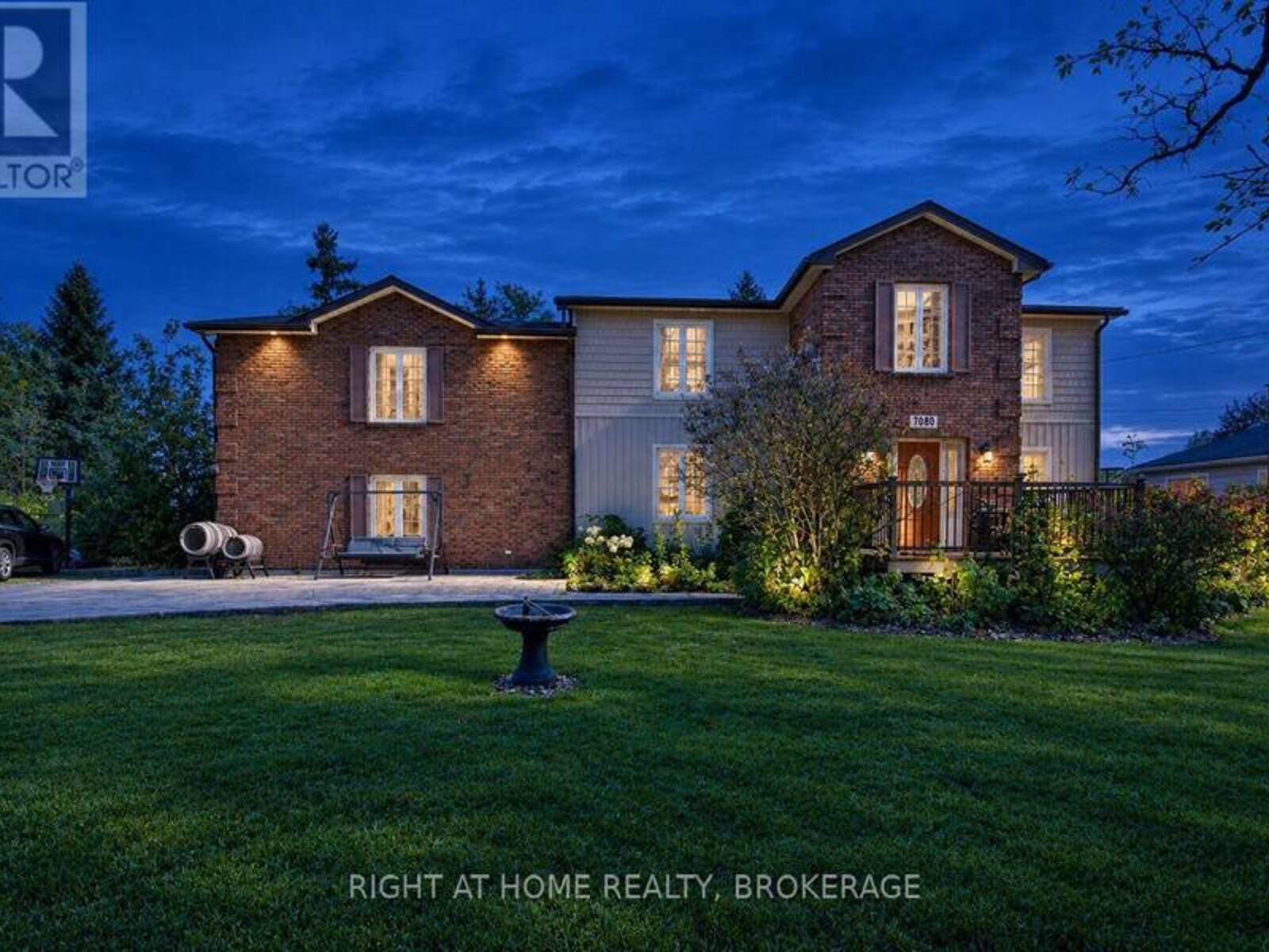 7060 GARNER ROAD, Niagara Falls, Ontario L2E 6S4