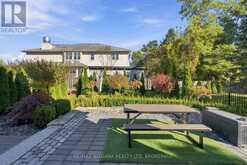 1A BAYBERRY LANE | Niagara-on-the-Lake Ontario | Slide Image Forty-one