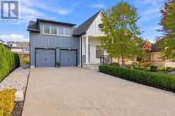 1A BAYBERRY LANE | Niagara-on-the-Lake Ontario | Slide Image Four