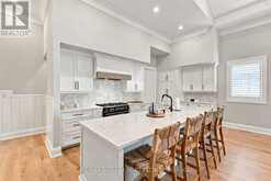 1A BAYBERRY LANE | Niagara-on-the-Lake Ontario | Slide Image Seven