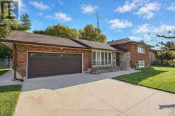 490 NIAGARA STREET | St. Catharines Ontario | Slide Image Three