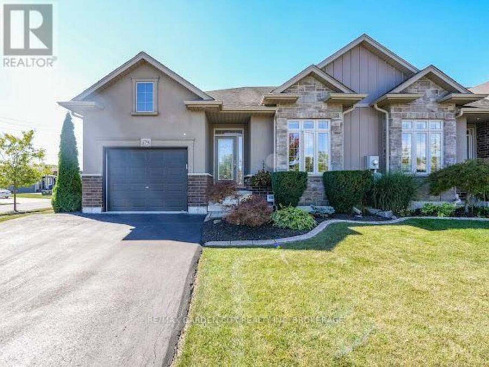179 FALCON DRIVE, Welland, Ontario L3C 0B2